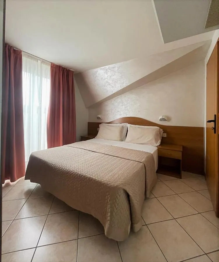 ***  Hotel Touring Lido di Jesolo İtalya