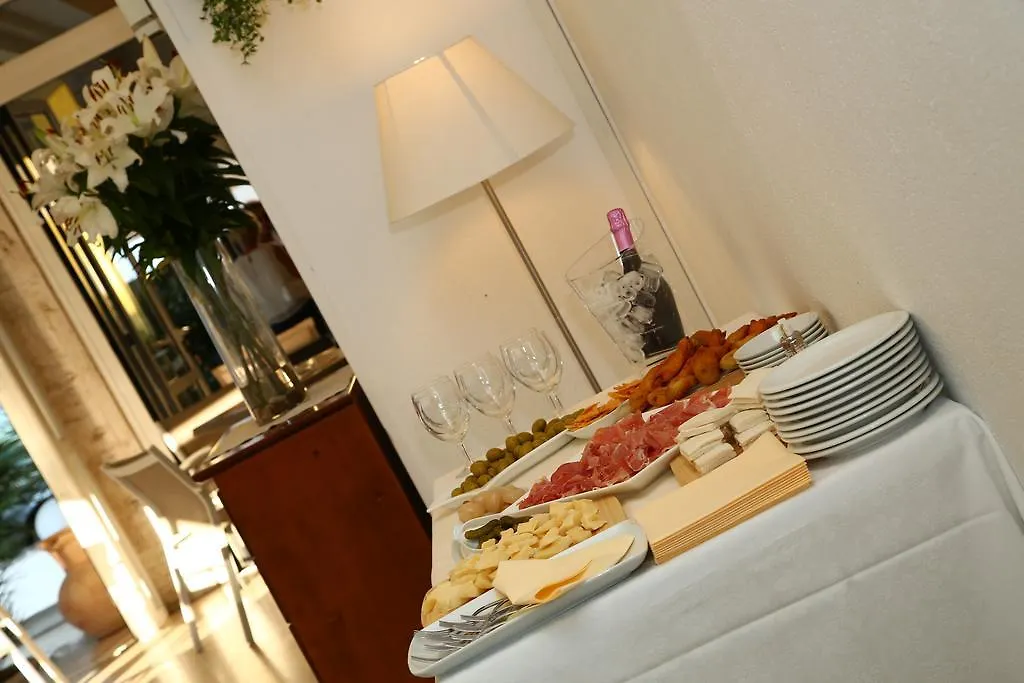 Hotel Touring Lido di Jesolo İtalya